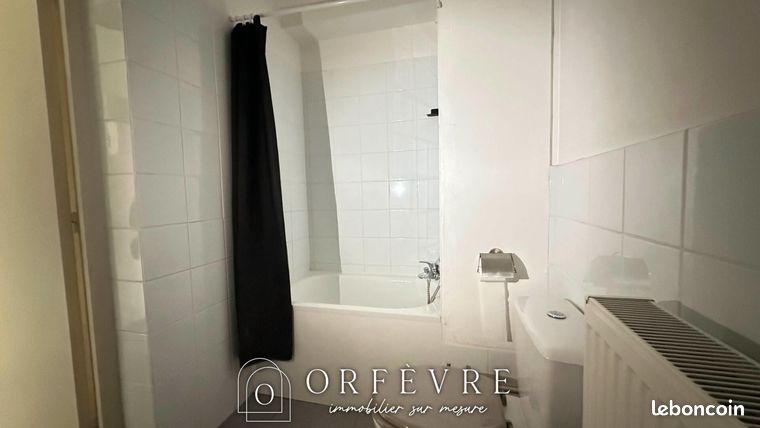 Studio 1 pièce 20 m² — 13