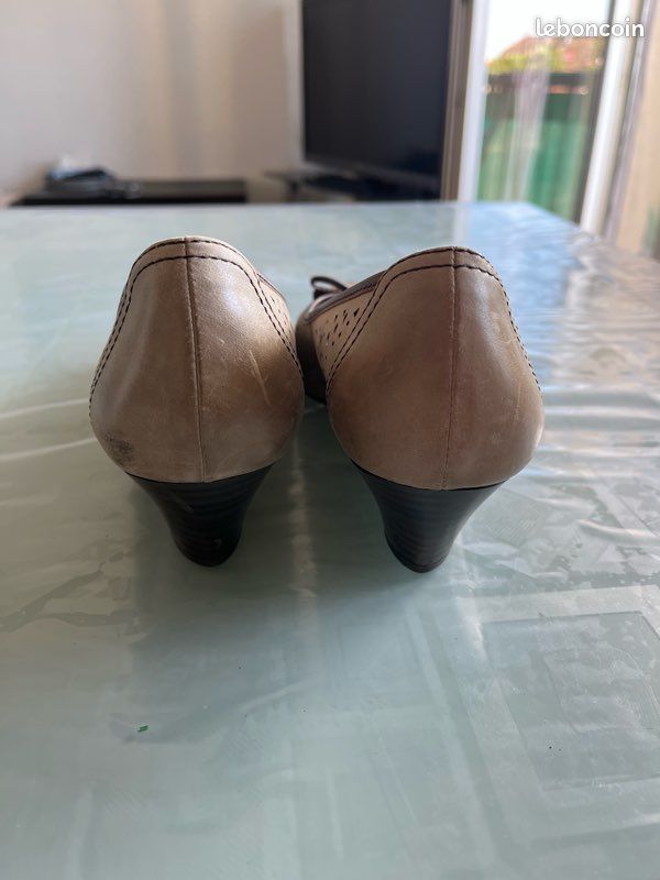 Ballerines bicolore à talon (image 4)