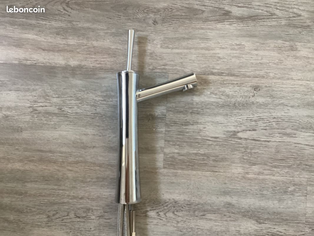 Très beau robinet d’occasion pour vasque (image 1)