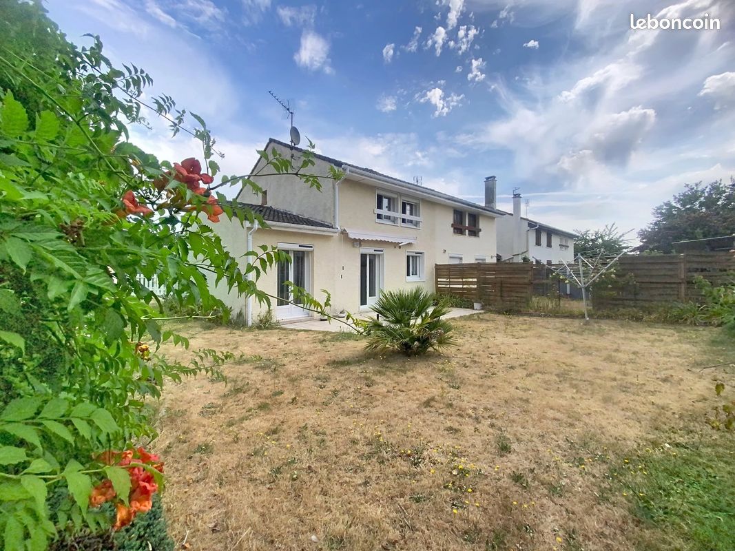 Maison 5 pièces 89 m² · à Saint-Étienne-du-Rouvray · 89 m² · 199 500 €