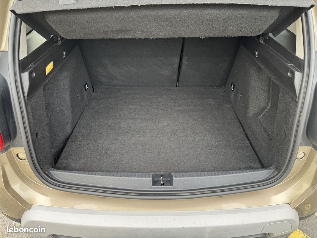 Dacia DUSTER 1.5 BLUE DCI 115CH 15 ANS 4X2 - 20 (image 10)