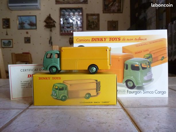 Dinky Toys N°33 A - Camion Fourgon Simca - Vert, échelle 1/43 - En Boîte (occasion)