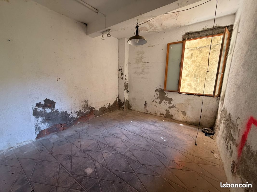 Appartement 1 pièce 23 m² · à Sommières · 23 m² · 19 000 €