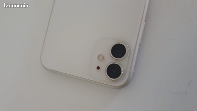 IPhone 11 128 Go super état (image 4)