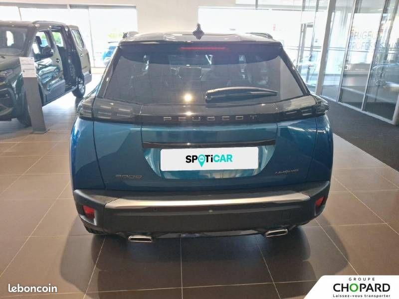 Peugeot 2008 Hybrid 145 e-DCS6 GT Exclusive (image 22)