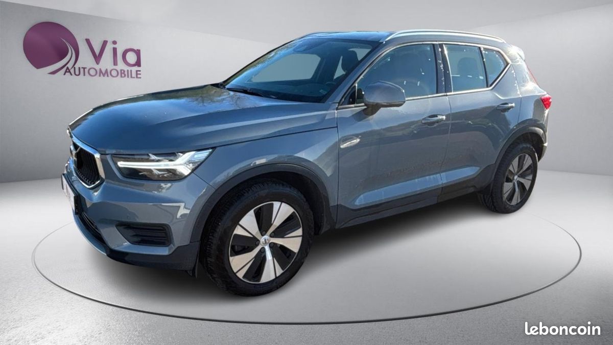 Volvo XC40 BUSINESS T2 129 ch Geartronic 8 Momentum (image 1)