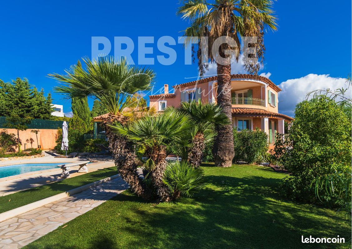 Maison 6 pièces 180 m² · à Sanary-sur-Mer · 180 m² · 1 460 000 €