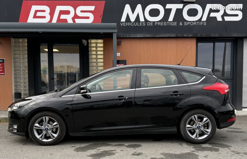Ford FOCUS 1.5 TDCI 120CH STOP&START BUSINESS NAV (image 4)