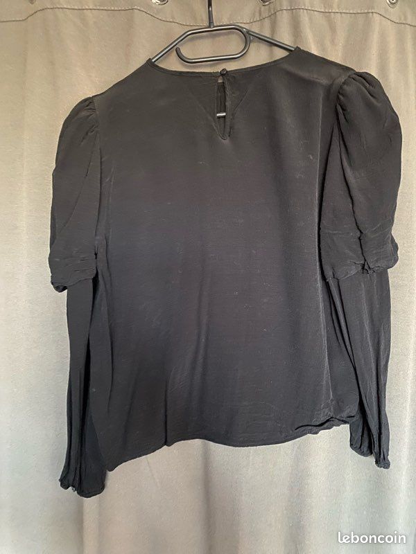 Blouse épaule bouffante Vêtements
