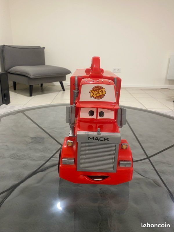Camion Mack Cars – Porte-voiture Lightning McQueen (Smoby) (image 6)