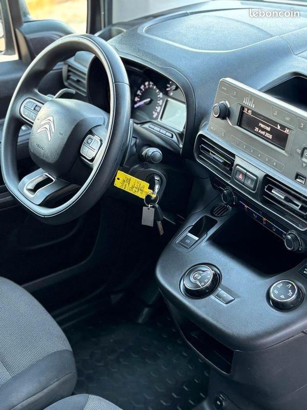 Citroën Berlingo FG BLUEHDI 130CH / EAT8 / TVA / (image 8)