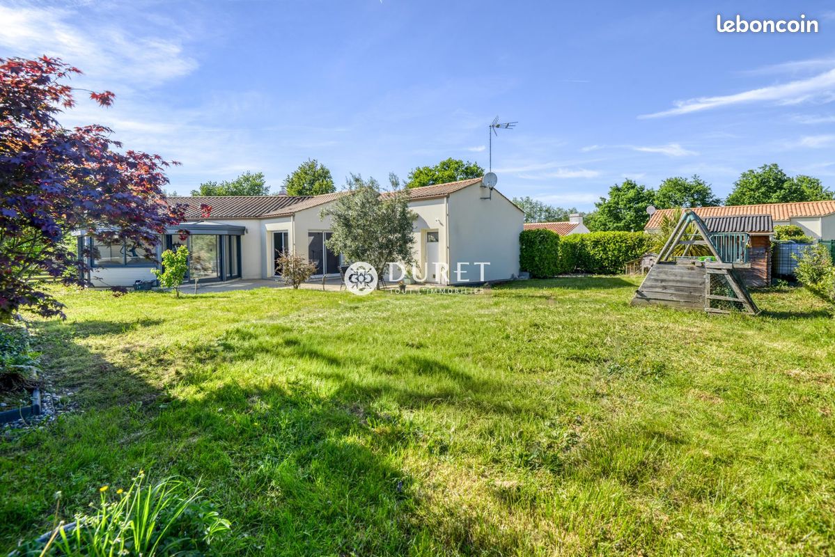 Maison 5 pièces 123 m² · à Nesmy · 123 m² · 299 900 €