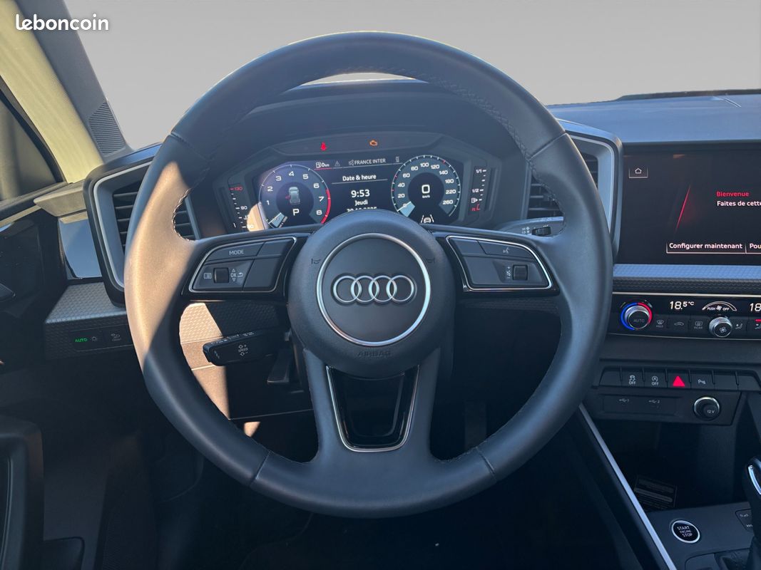 AUDI A1 Sportback 25 TFSI 95 ch S tronic 7 Design (image 11)