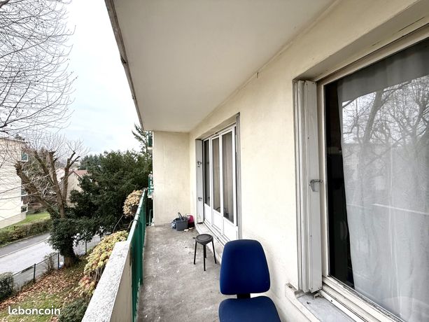 https://img.leboncoin.fr/api/v1/lbcpb1/images/0f/ea/01/0fea01b6c339682e405543988561a9d3d9194ed0.jpg?rule=ad-image
