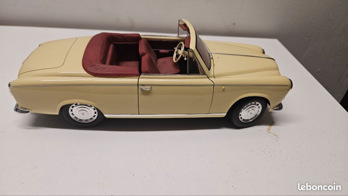 Peugeot Cabriolet Solido 1/18 - État Neuf - Voiture De Collection