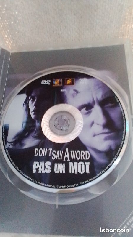 DVD "Pas un mot" (image 2)