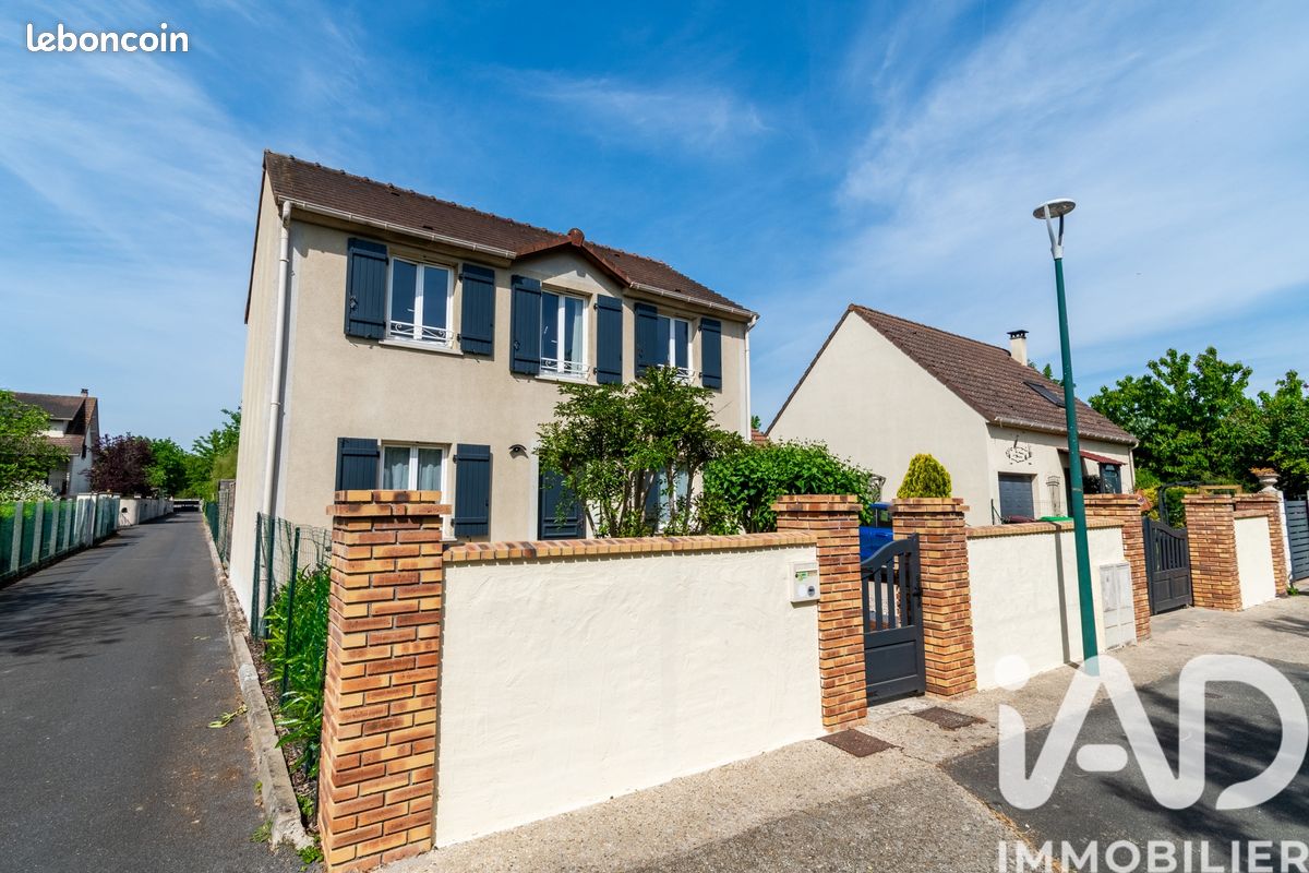 Maison 5 pièces 112 m² · à Ollainville · 112 m² · 345 000 €