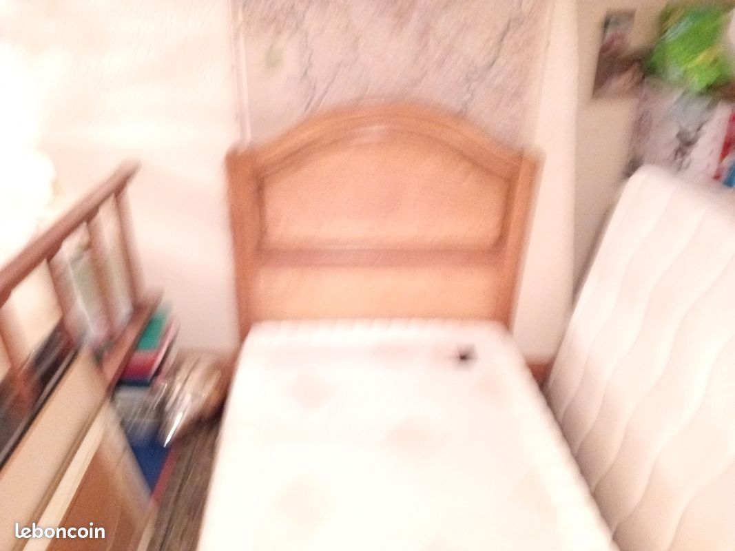 Lit chêne avec sommier et matelas (image 1)