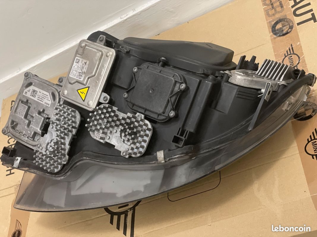 Phare Bi-xénon LED Directionnel BMW E92 LCI Droit Shadow (image 3)