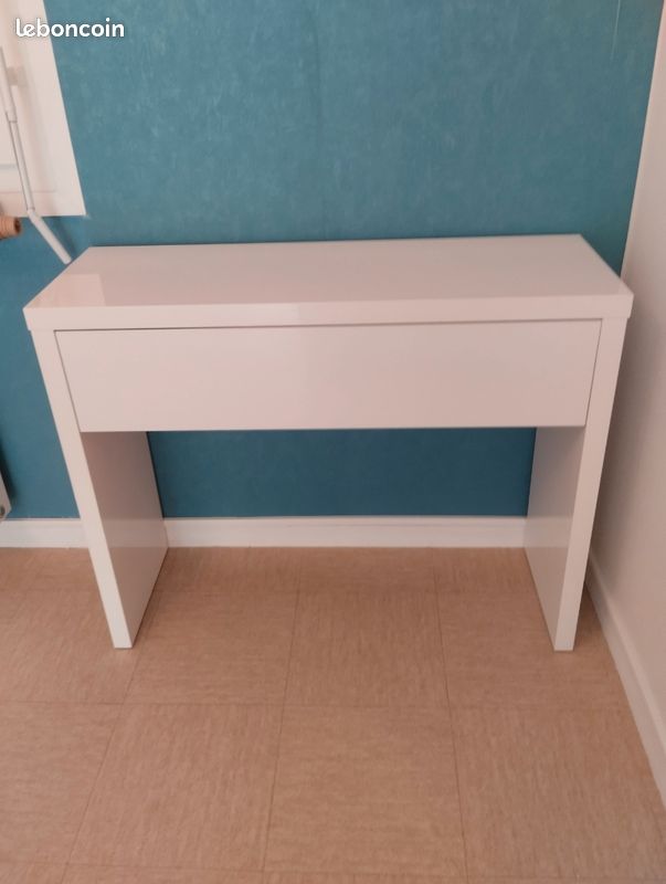 Console blanche (image 2)