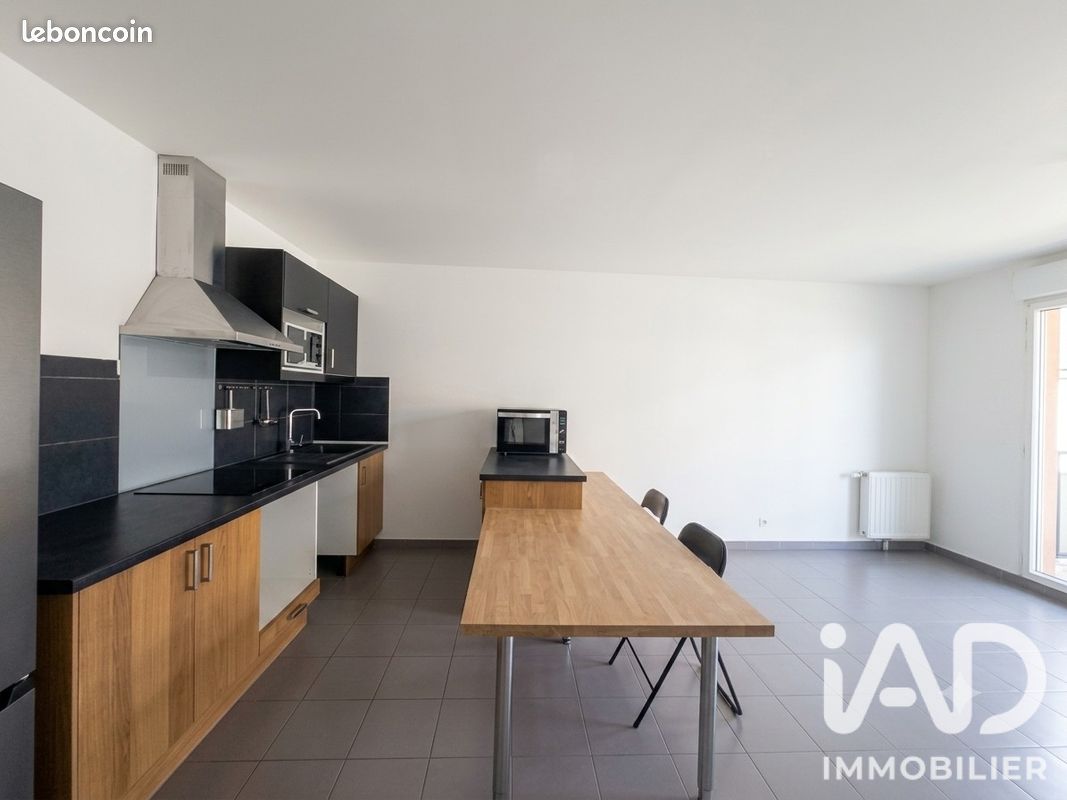 Appartement 2 pièces 44 m² · à Vitry-sur-Seine · 44 m² · 1 250 €