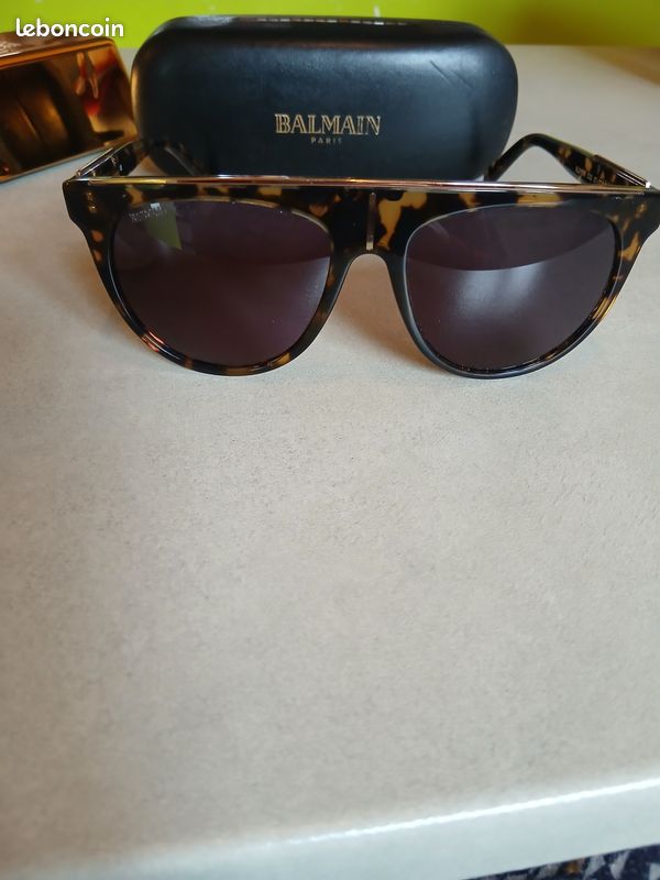 Balmain Paris BL2105 Flat Top Sunglasses Balmain | Accessories | Balmain Paris Bl25 Flat Top  main image 2