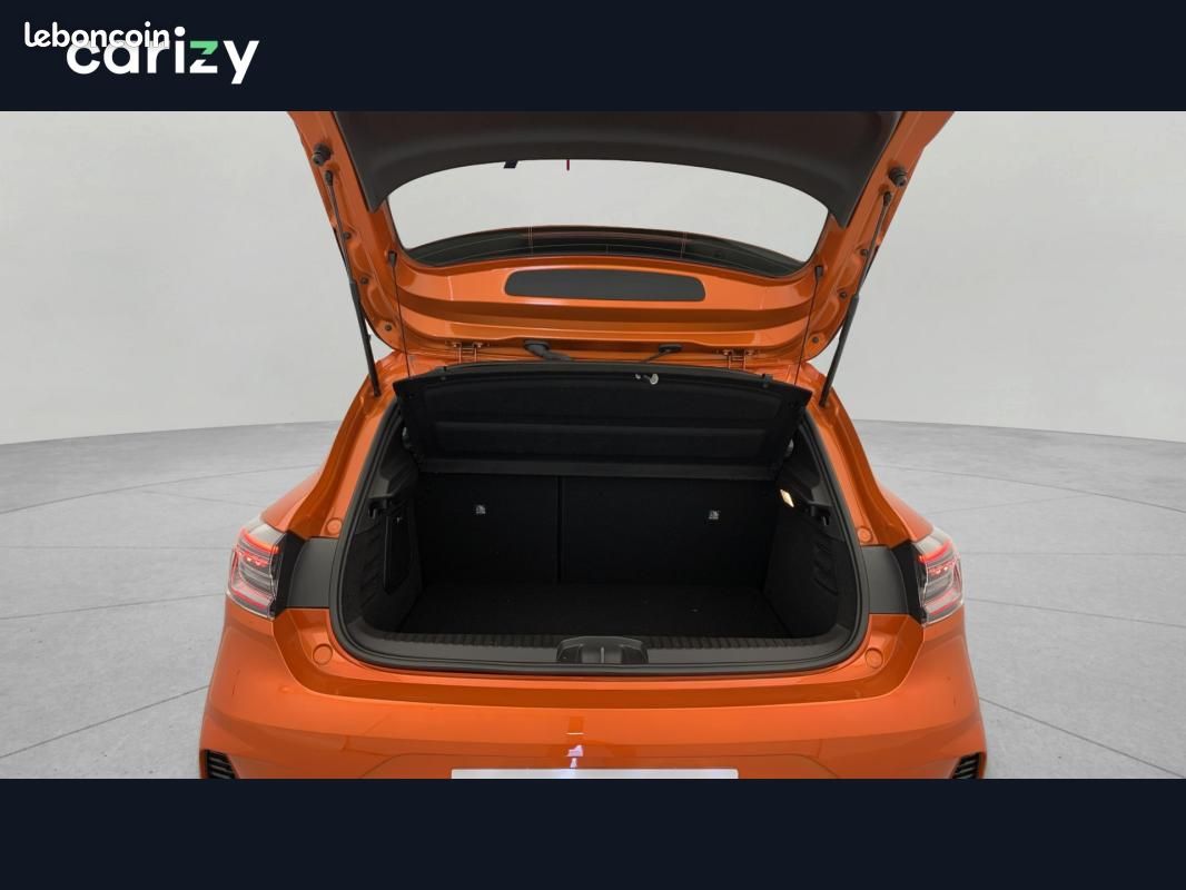 Renault Clio V TCe 90 ch GSR2 Esprit Alpine (image 11)