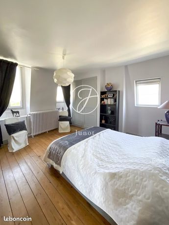 Maison 10 pièces 270 m² — 19
