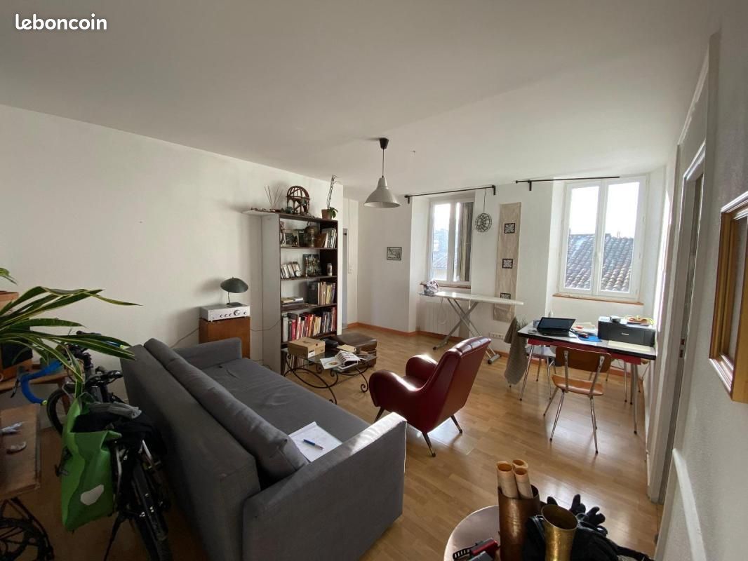 Appartement 3 pièces 53 m² · à Die · 53 m² · 560 €