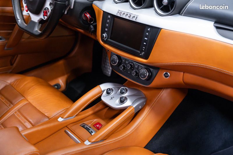 Ferrari FF V12 6.3 660CH (image 14)