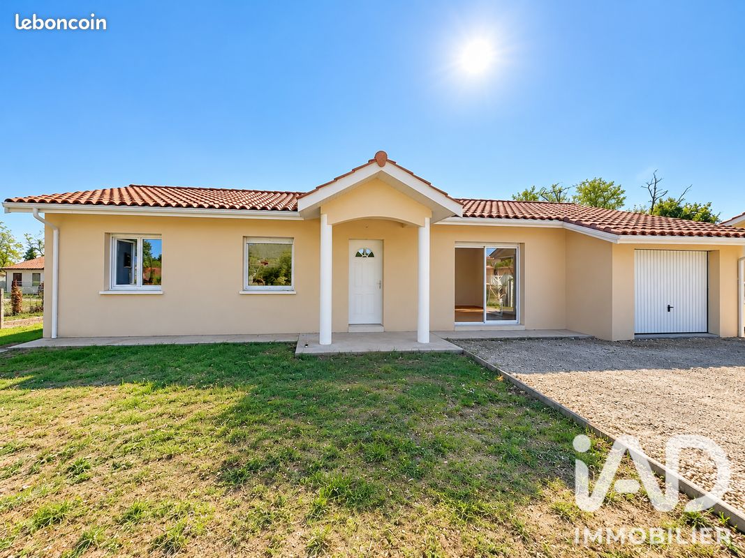 Maison 4 pièces 115 m² · à Ambarès-Et-Lagrave · 115 m² · 323 000 €