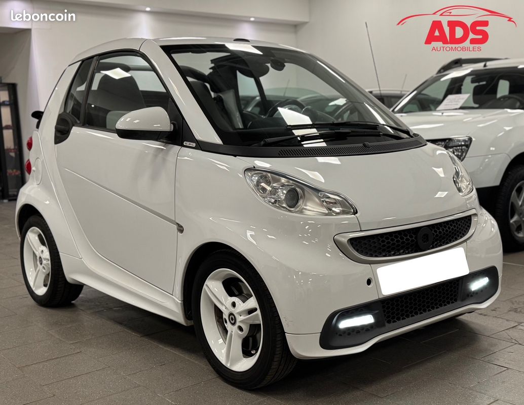SMART FORTWO CABRIOLET 1.0 70 CV Drive passion BOITE AUTOMATIQUE 73.220 KM (image 1)