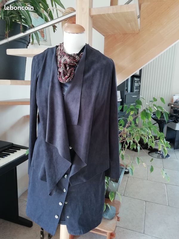 TAILLEUR jupe et veste taille 2 (image 2)
