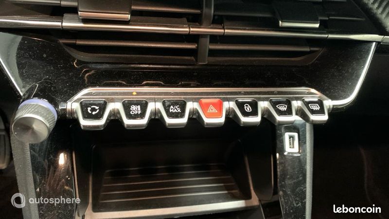 Peugeot 2008 1.2 PureTech 100ch S&S Style (image 26)