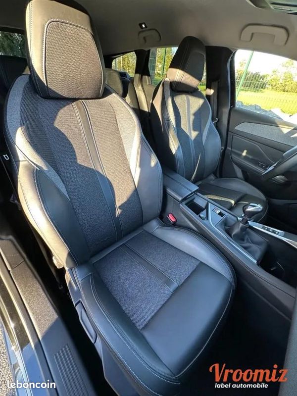 Peugeot 308 GENERATION-III SW 1.5 BLUEHDI 130 ALLURE START-STOP (image 8)