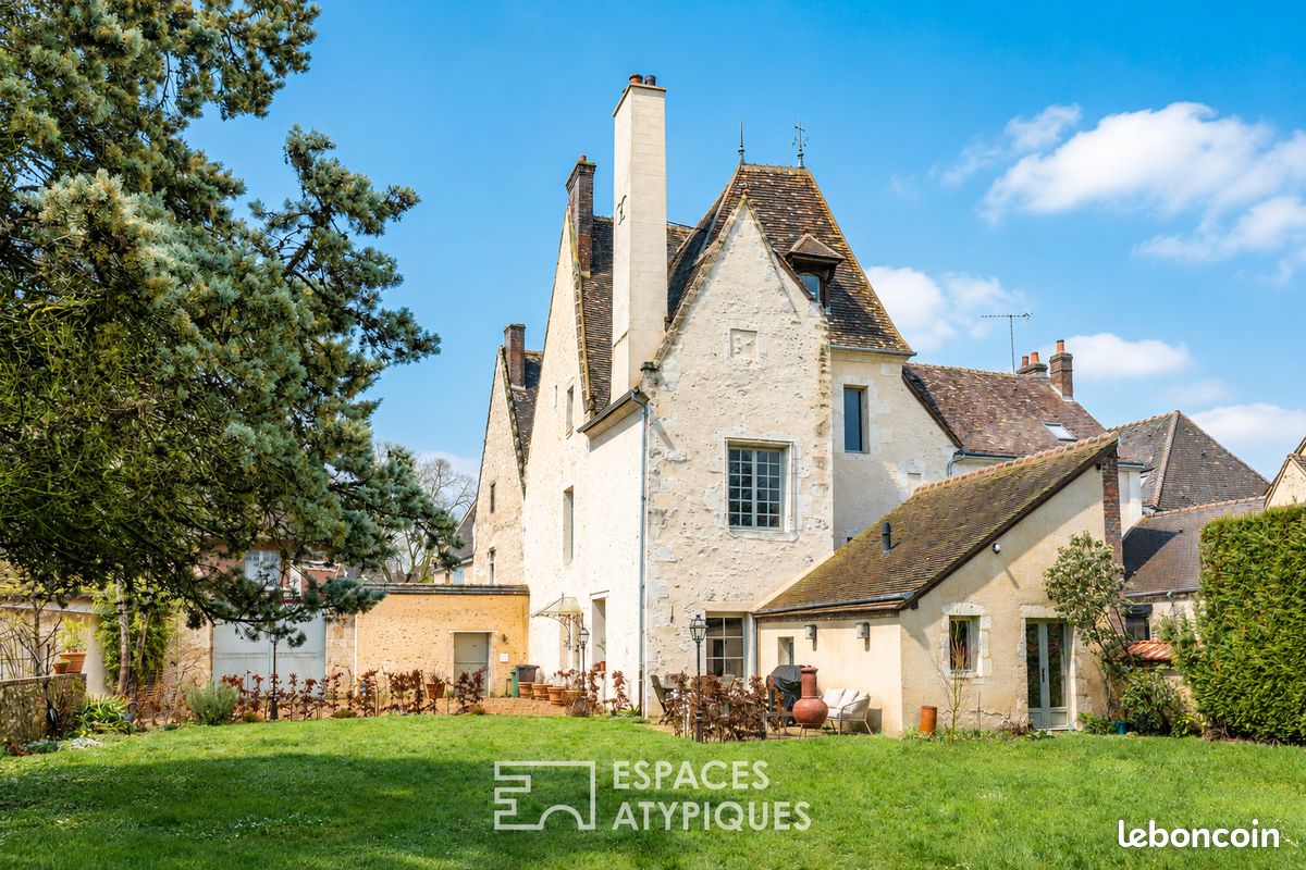 Maison 8 pièces 243 m² · à Nogent-le-Rotrou · 243 m² · 609 900 €