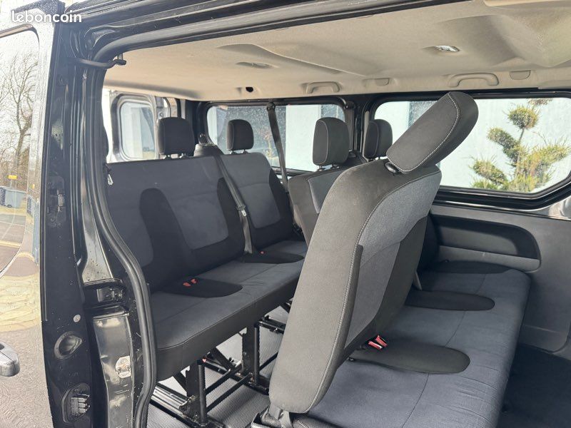 Opel Vivaro Combi 9 places 1.6 140 (image 4)