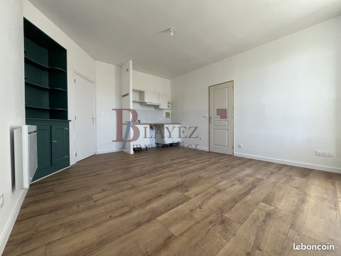 Appartement 1 pièce 27 m² · à Rosiers-d'Égletons · 27 m² · 350 €/mois
