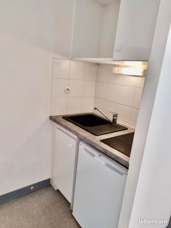 Studio entre centre ville et facultés - Poitiers 86000 (image principale 1)