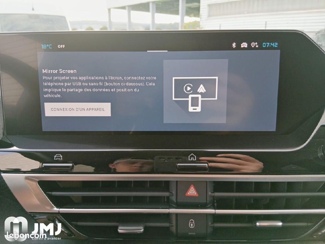 Citroën C4 PureTech 130 EAT8 Max (image 18)