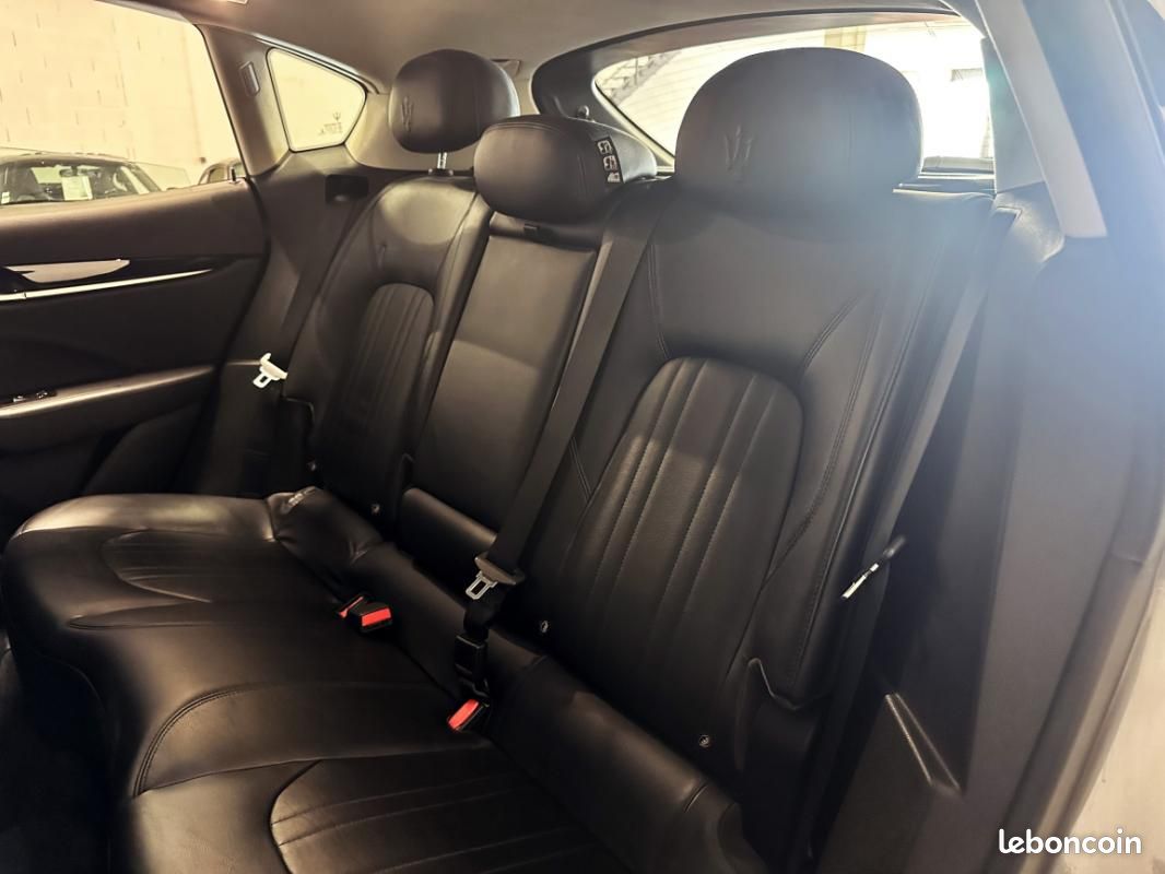 Maserati Levante S Q4 V6 3.0 430ch Bi-Turbo BVA8 (image 10)