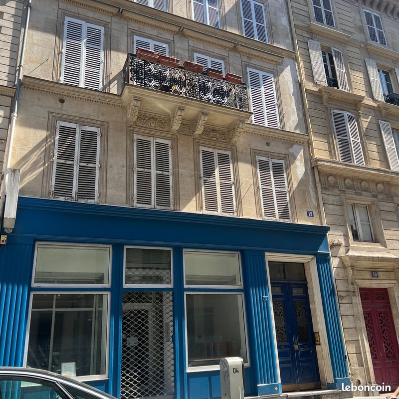 Appartement 2 pièces 31 m² · à Paris · 31 m² · 370 000 €
