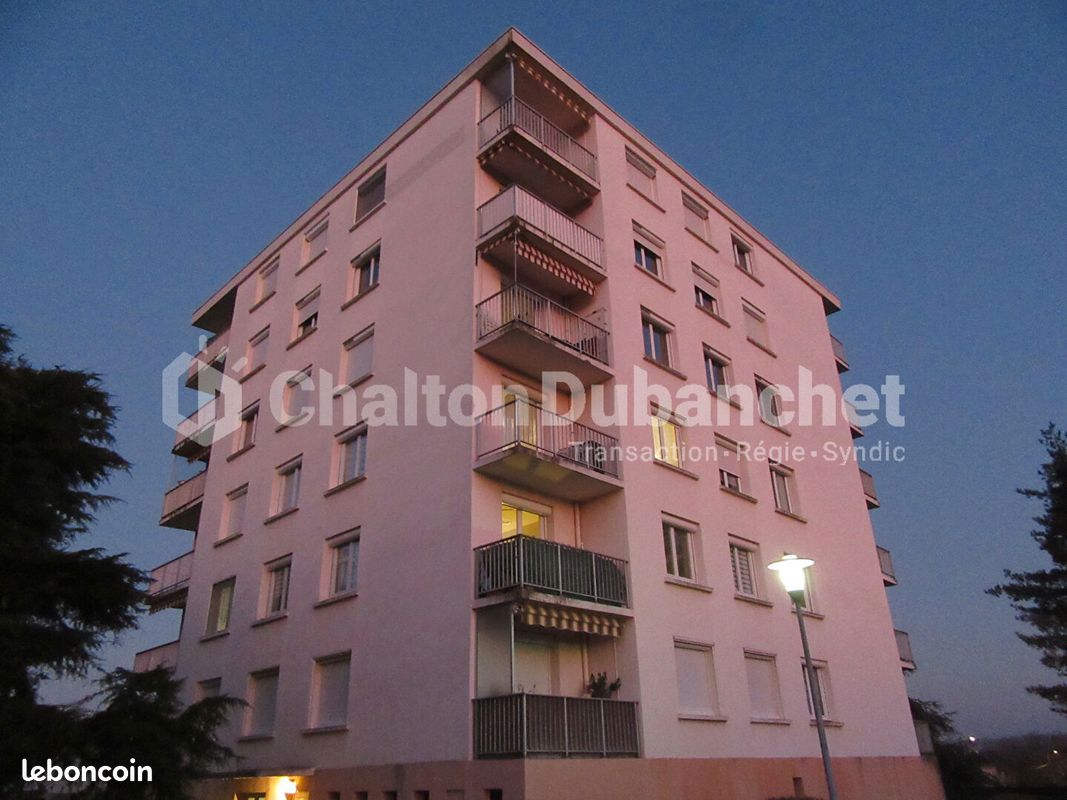 Appartement 2 pièces 47 m² · à Roanne · 47 m² · 49 500 €