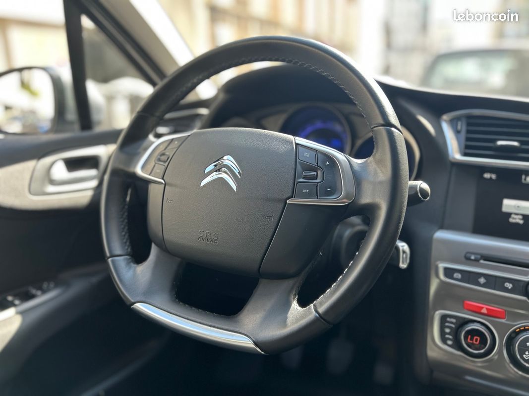CITROEN C4 C4 PureTech 130 SS BVM6 Shine / Apple Carplay (image 12)