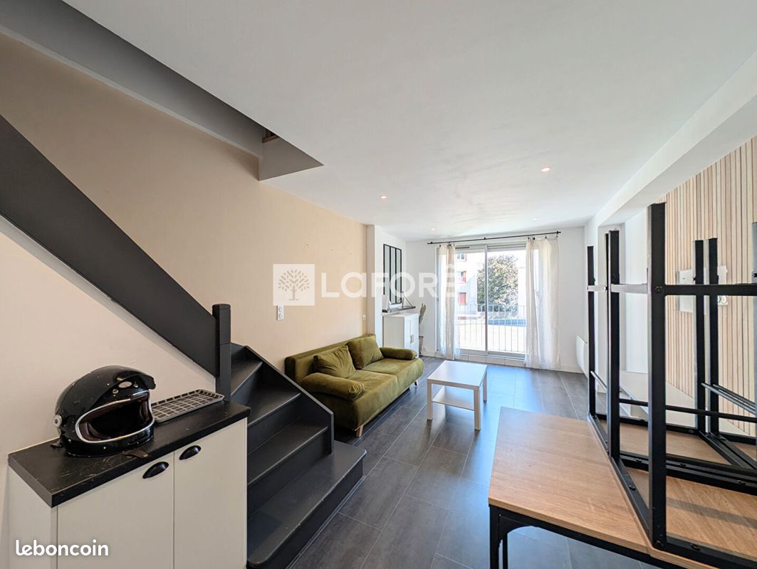 Appartement 2 pièces 43 m² · à Grenoble · 43 m² · 890 €/mois