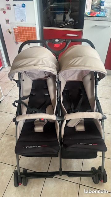 Poussette double (image 1)