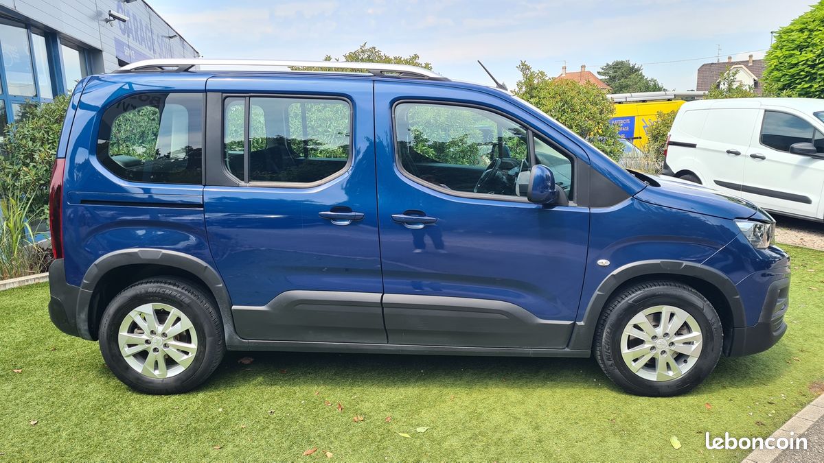 Peugeot RIFTER 1.5 BLUEHDI 130CH S&S STANDARD ALLURE (image 8)
