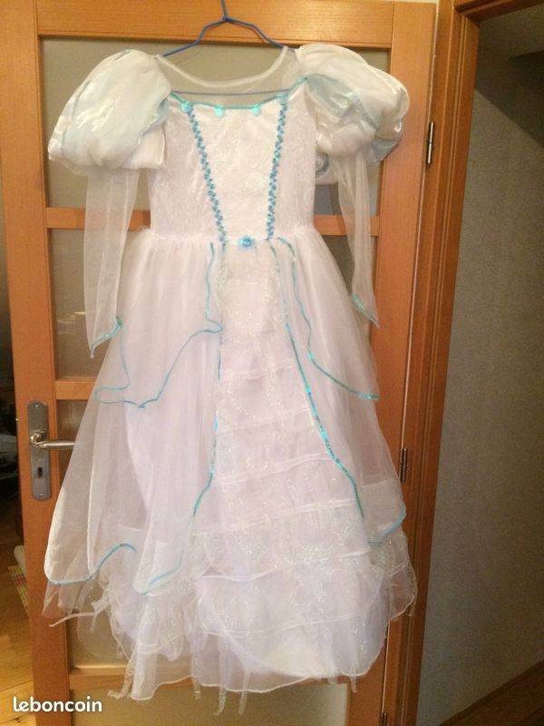 Robe de mariée - princesse Ariel (image 1)