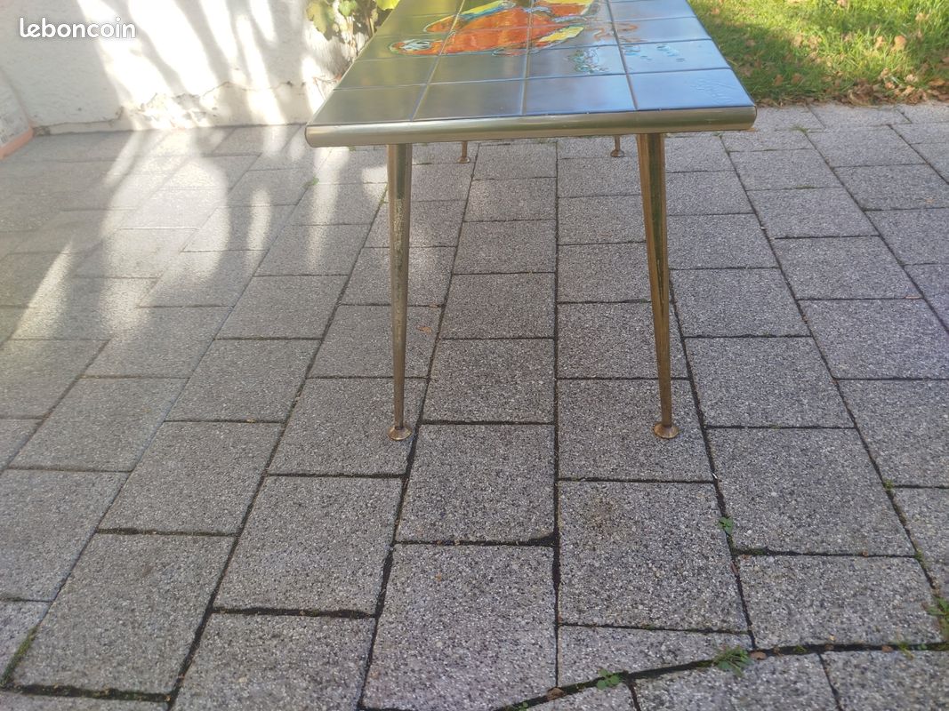 Chaises et fauteuils du XXe siècle en formica