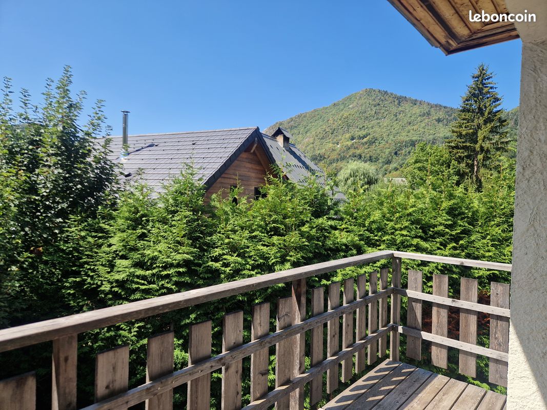 Appartement 4 pièces 95 m² · à Le Sappey-en-Chartreuse · 95 m² · 1 450 €